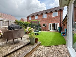 Photo 13- click for photo gallery